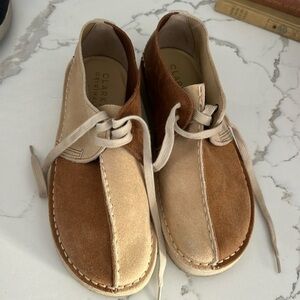 Clarks Originals Womens Desert Trek Tan Brown Suede Casual Shoes EUC SIZE 7.5